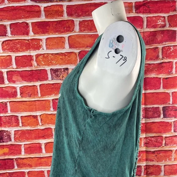 Affliction women’s green tank top - Picture 4 of 8